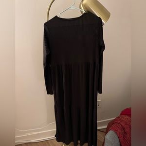 Maxi brown boohoo dress.